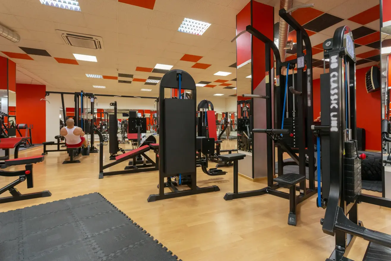 Gymnasium 2